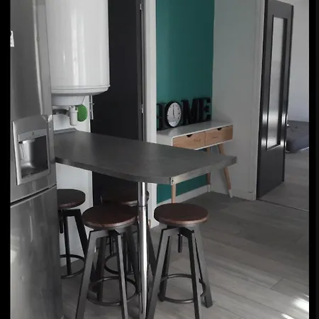 Grand 6 Personnes Terrasse Parking
